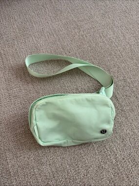 lululemon athletica Mint Green Crossbody Pouch